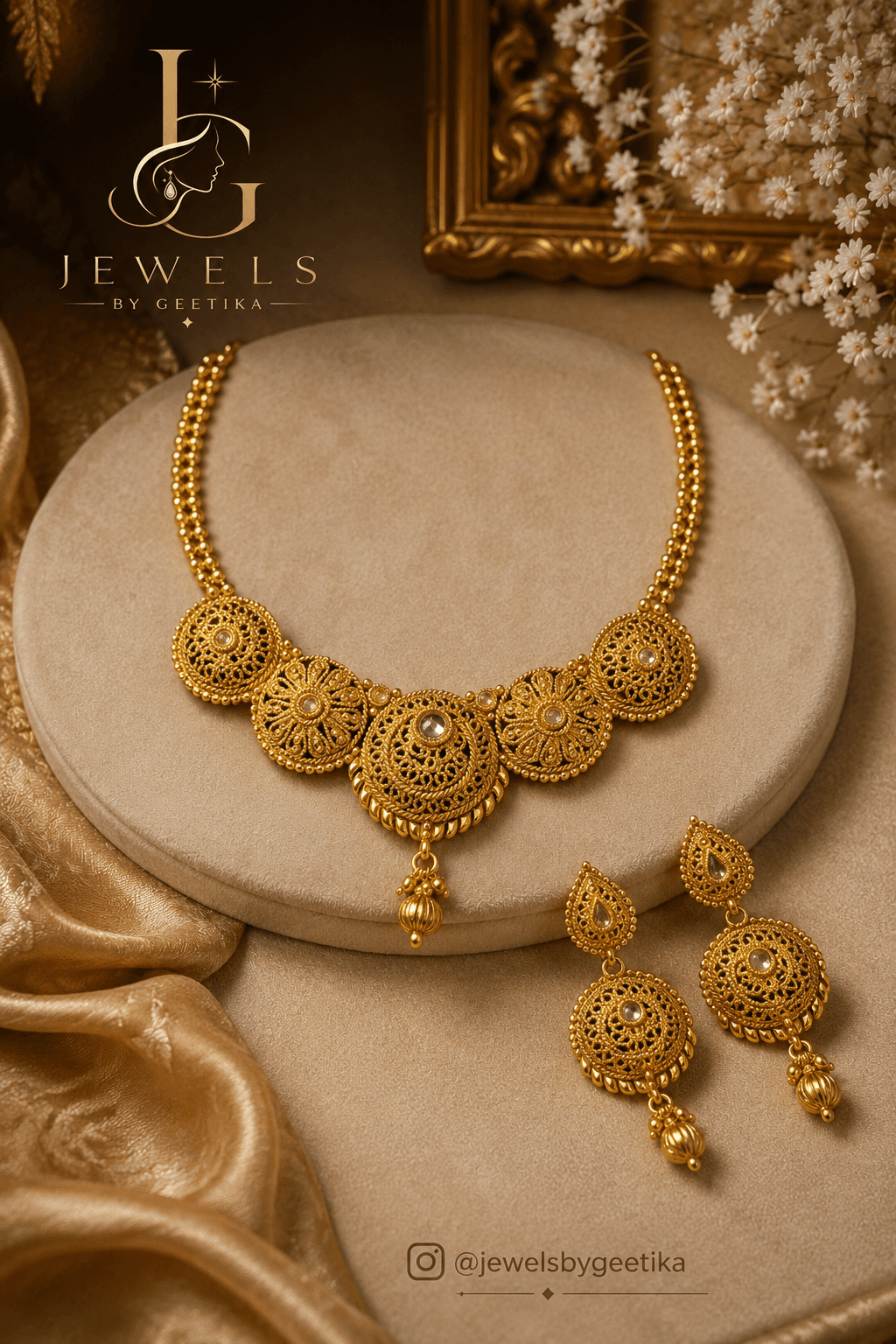 Kaveri Necklace Set